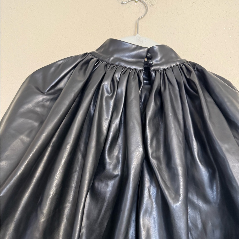 AKIRA Masterpiece Black Faux Leather Puff Sleeve Top Size L/XL Unique Artsy - Picture 9 of 16